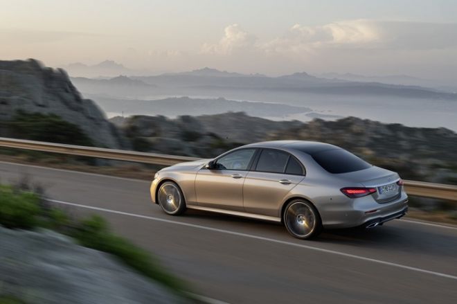 mercedes-e-klase-3.jpg
