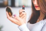 make-up.jpg