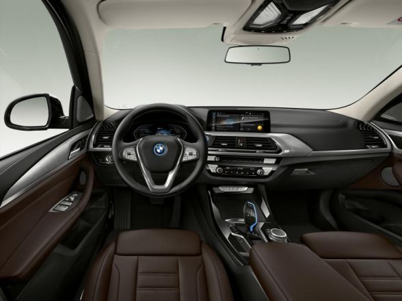 1594731352_bmw-ix3-11.jpg